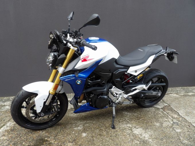 BMW F900R 4
