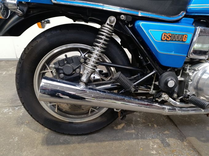 SUZUKI GS 1000 4