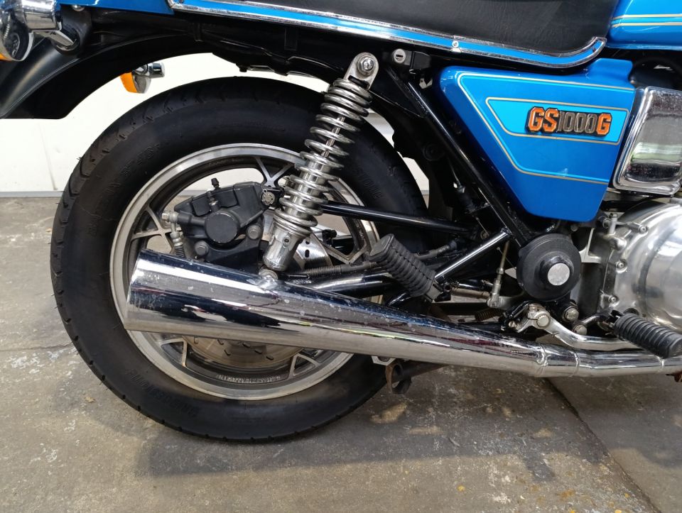 SUZUKI GS 1000 4