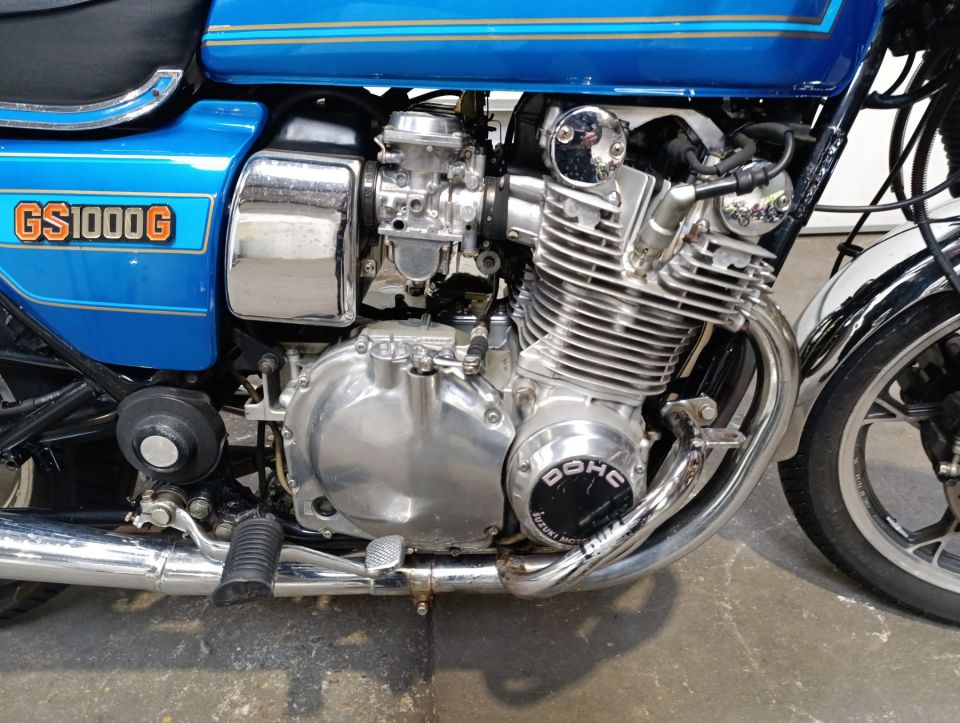 SUZUKI GS 1000 4