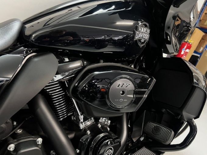 HARLEY-DAVIDSON TOURING STREET GLIDE 1923 ULTRA 4