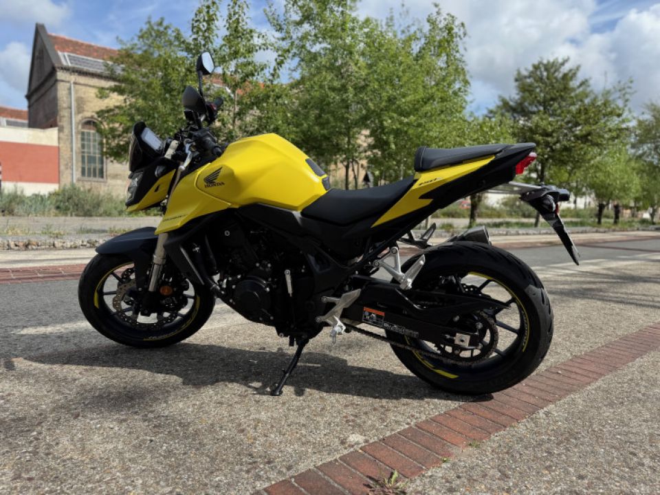 HONDA CB 750 HORNET 4