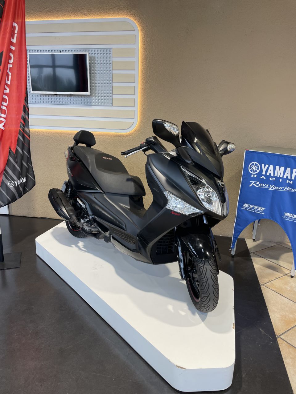 SYM GTS 125 SPORT 4
