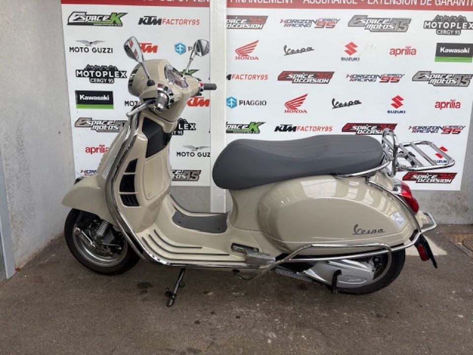 VESPA GTS 300 4