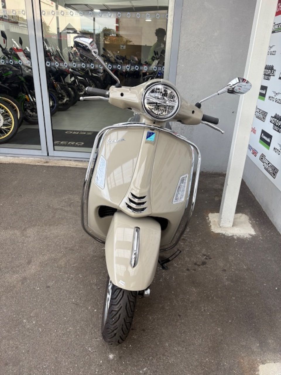 VESPA GTS 300 4