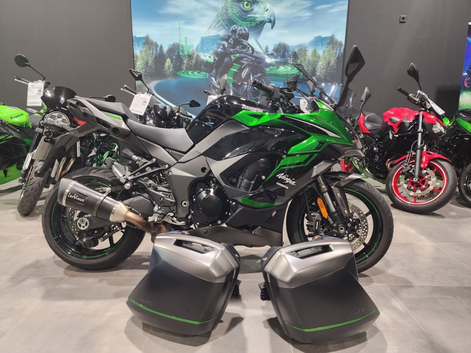 KAWASAKI NINJA 1000 SX TOURER 4