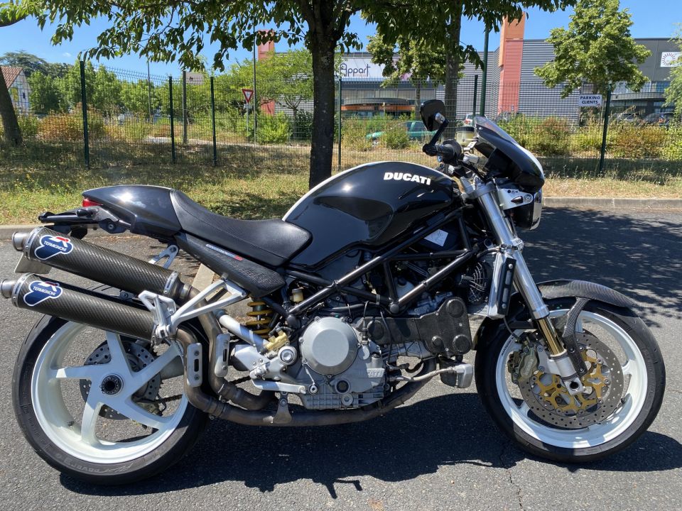 DUCATI MONSTER S4R 4