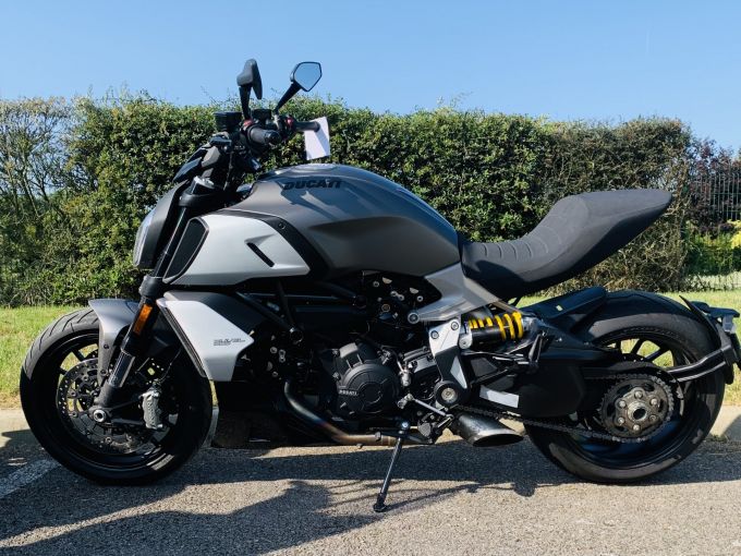 DUCATI DIAVEL TITANIUM 4