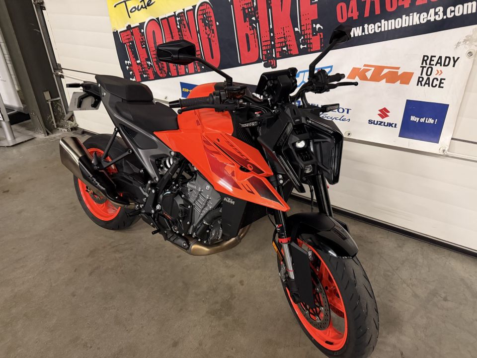 KTM 990 DUKE 4