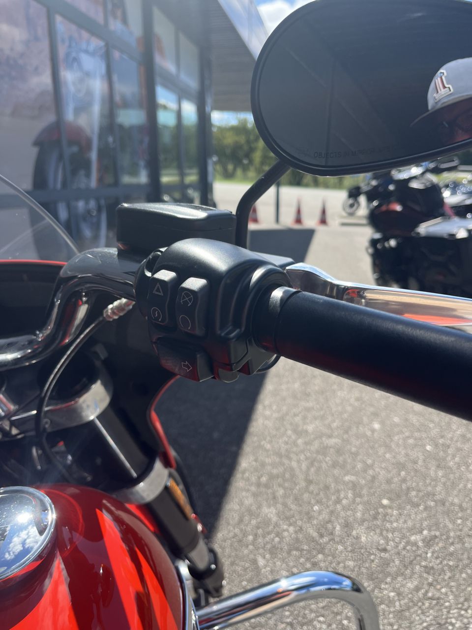 HARLEY-DAVIDSON SOFTAIL SPORT GLIDE 1745 4