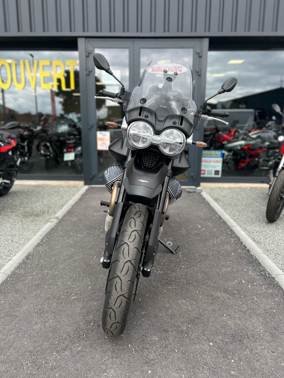 MOTO GUZZI V85 TT 850 4