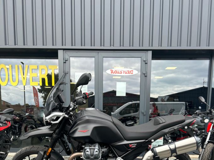 MOTO GUZZI V85 TT 850 4