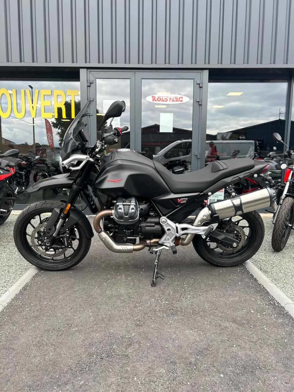 MOTO GUZZI V85 TT 850 4