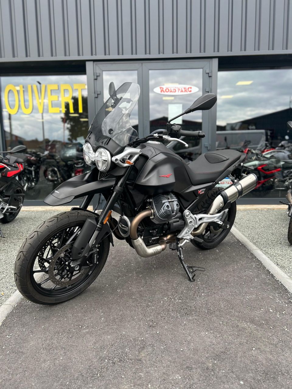 MOTO GUZZI V85 TT 850 4