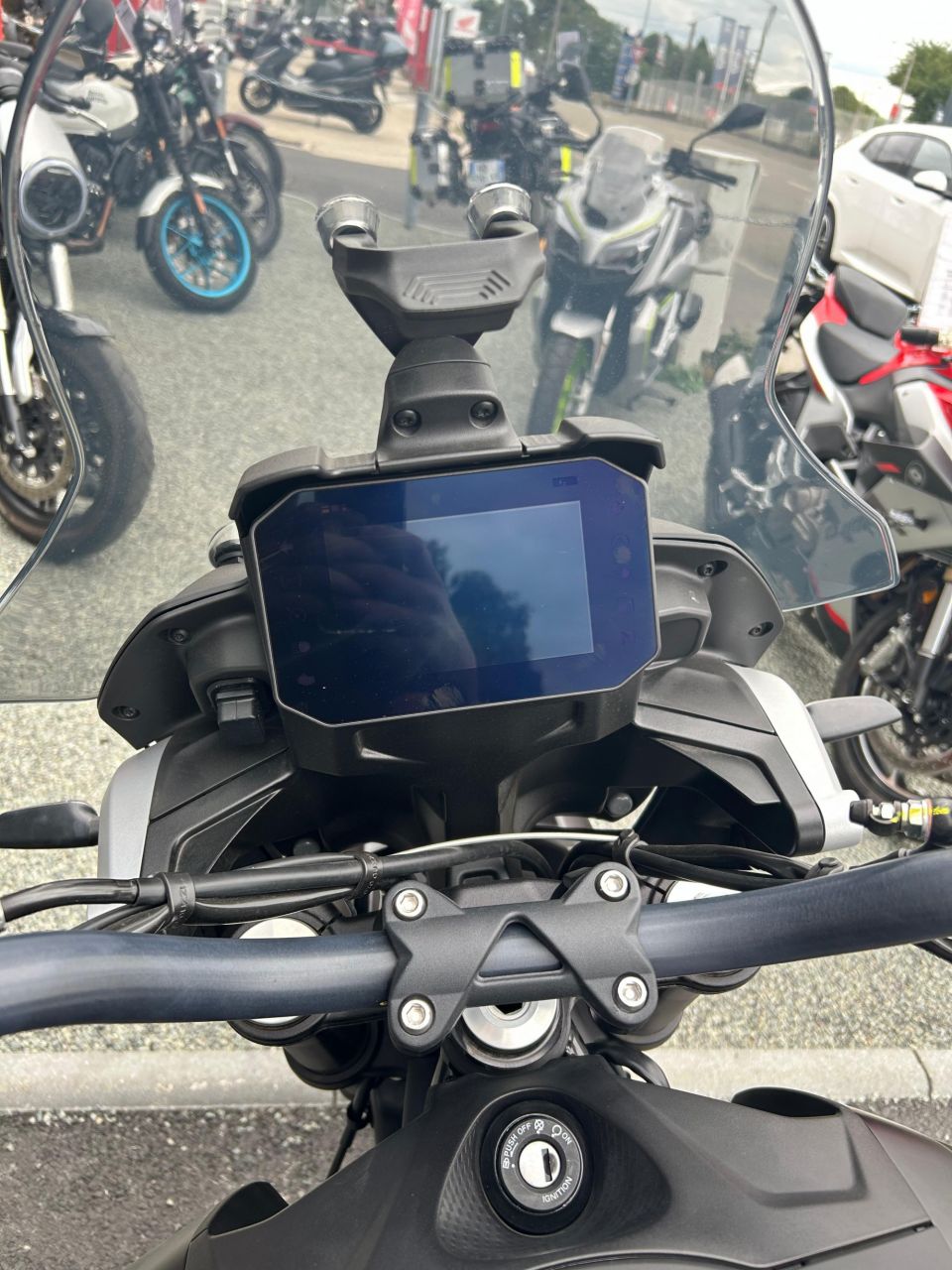 MOTO GUZZI V85 TT 850 4