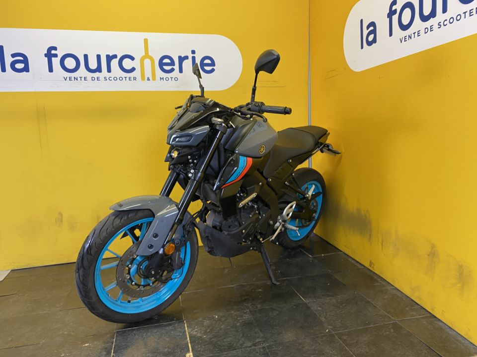 YAMAHA MT-125 ABS 4