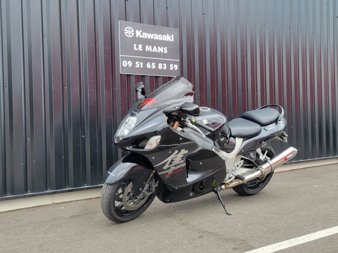 SUZUKI GSX-R 1300 HAYABUSA 4
