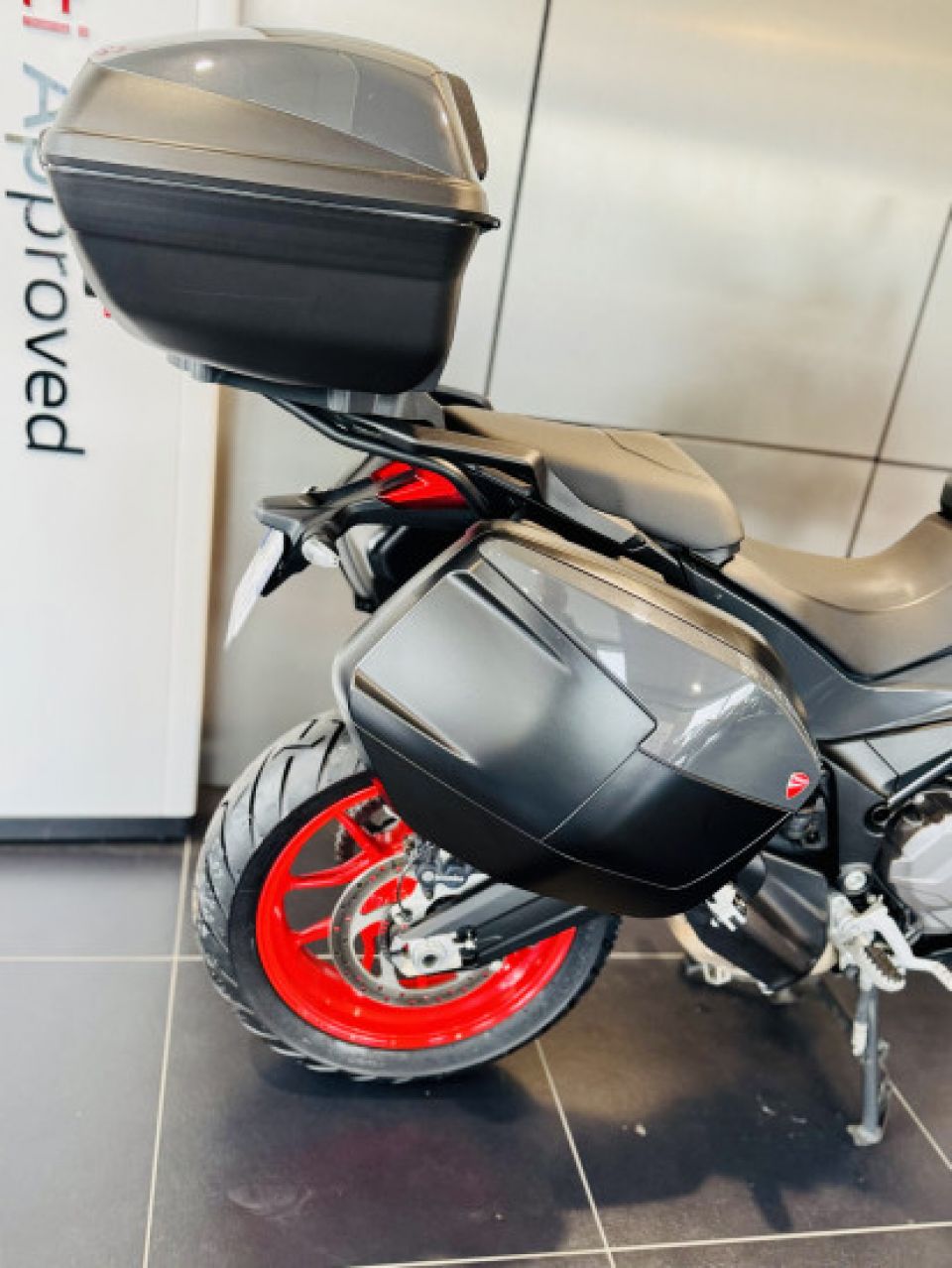 DUCATI MULTISTRADA V2 S 4