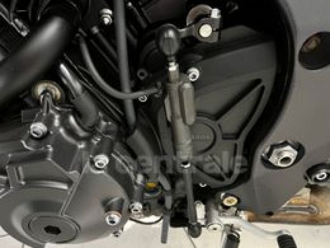 YAMAHA MT-10 4