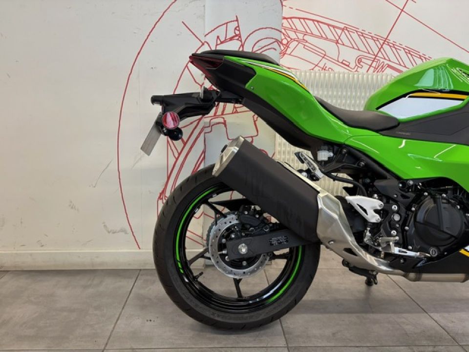KAWASAKI Ninja 500 SE 4