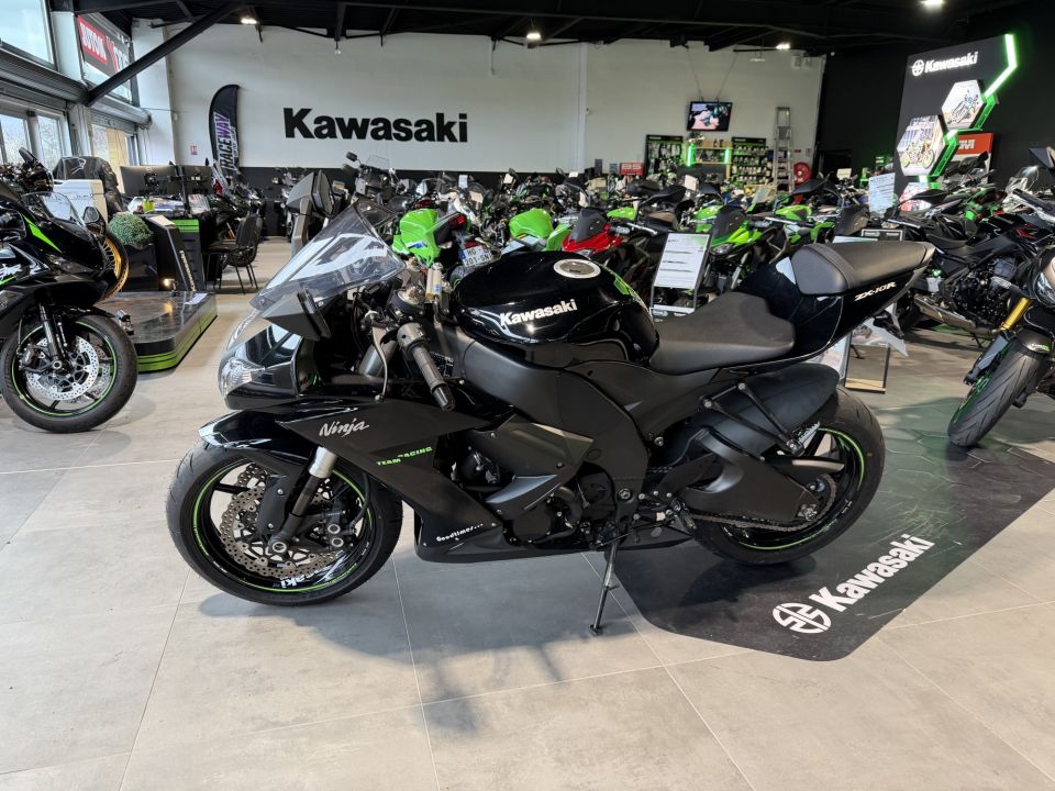 KAWASAKI ZX-10R 4