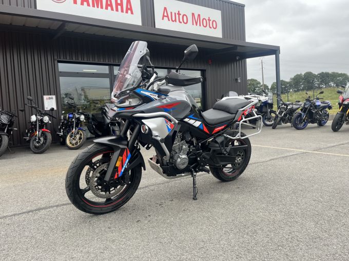 CF MOTO 800 MT 4