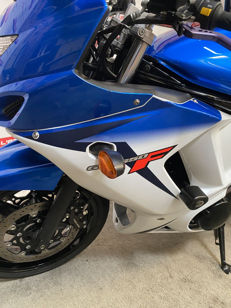 SUZUKI GSX650F 4
