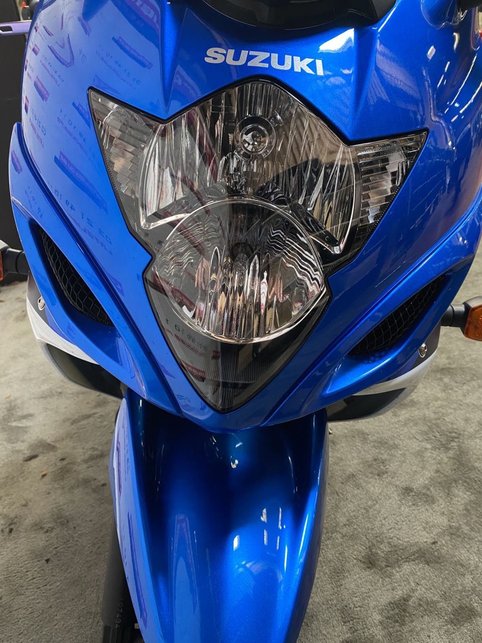 SUZUKI GSX650F 4