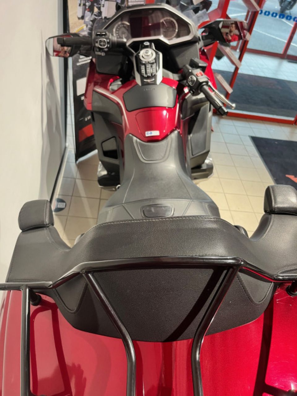 HONDA GoldWing Touring DCT Airbag 4