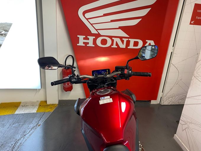 HONDA CB 650 R 4