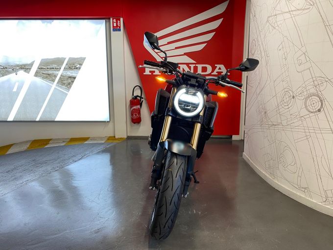 HONDA CB 650 R 4