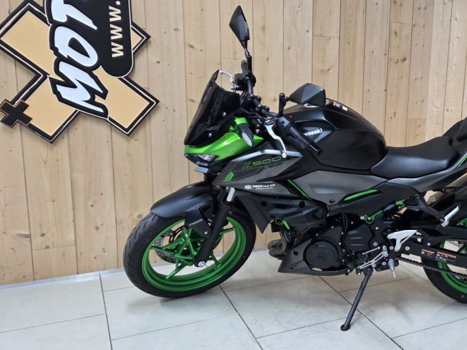 KAWASAKI Z 500 SE PERFORMANCE 4