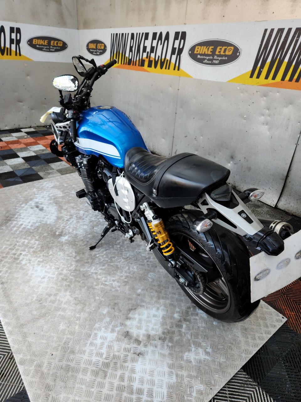 YAMAHA XJR 1300 4