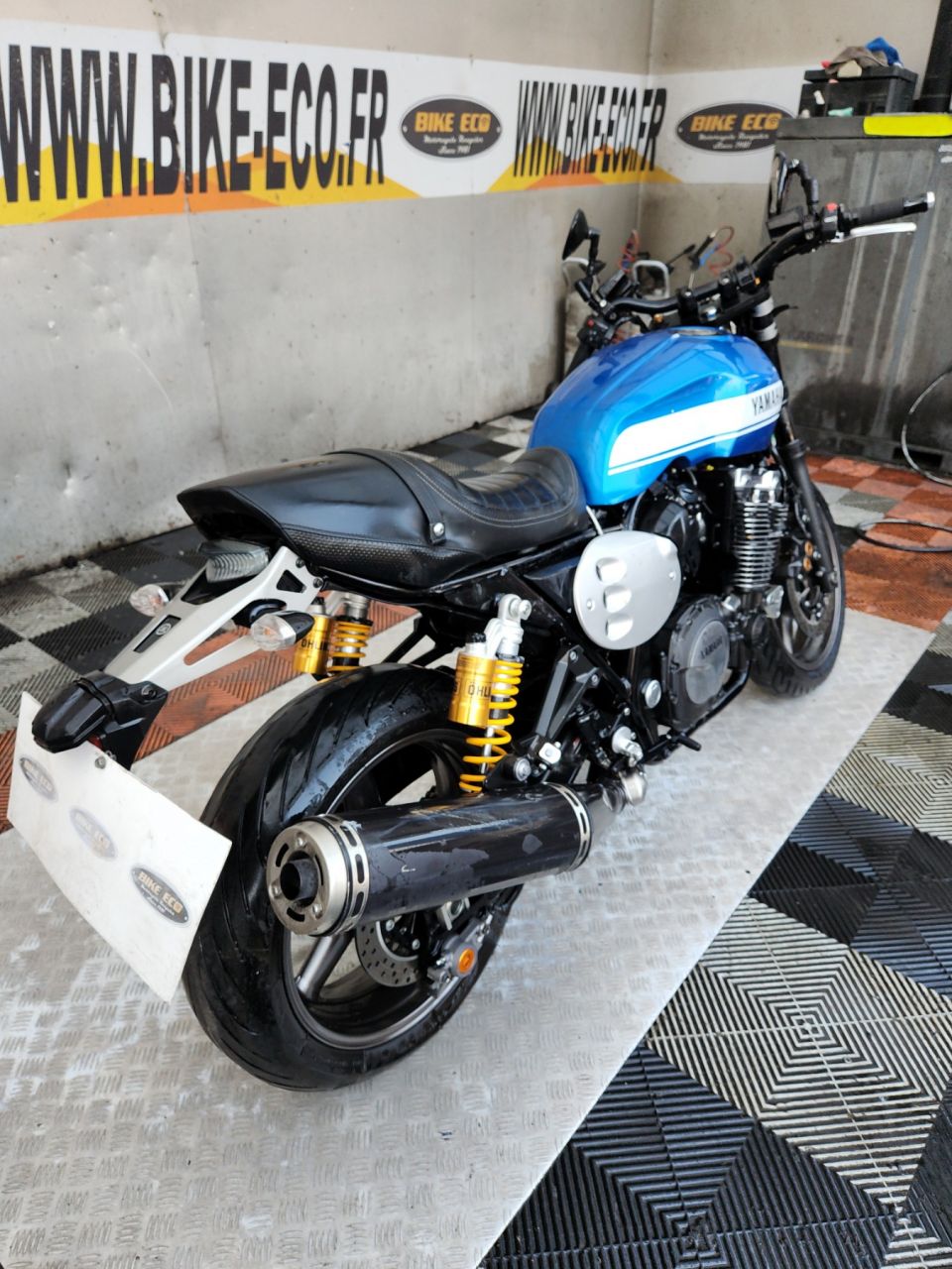YAMAHA XJR 1300 4