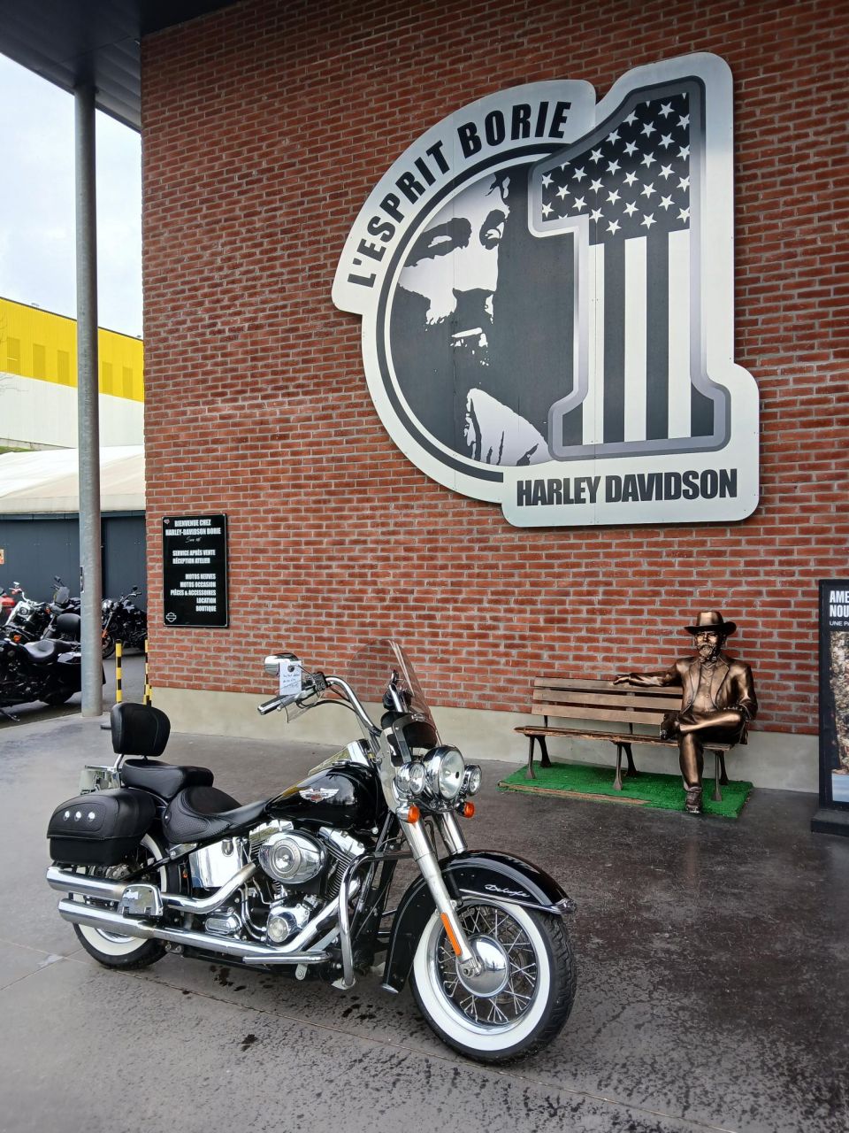 HARLEY-DAVIDSON SOFTAIL DELUXE 1584 4