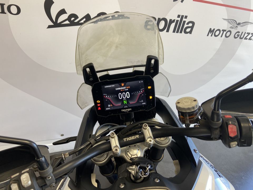 TRIUMPH Tiger 900 GT PRO 4