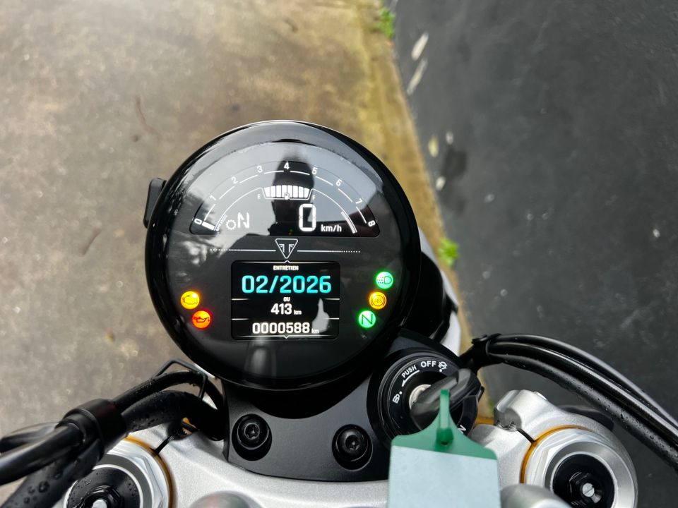 TRIUMPH SPEED TWIN 1200 4