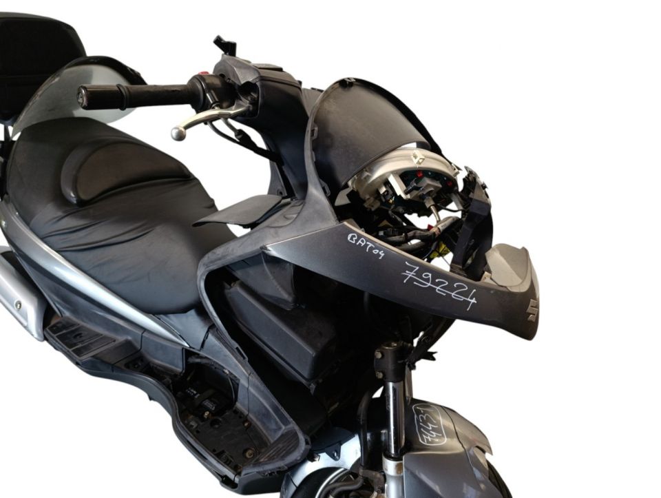 SUZUKI BURGMAN 125 4