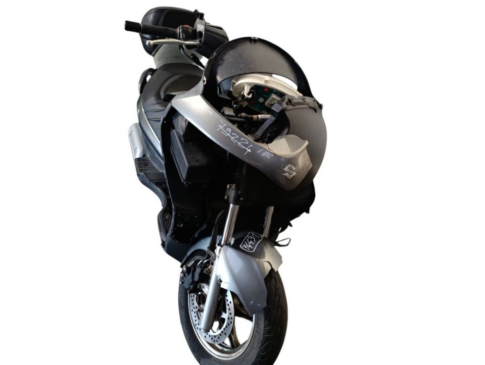 SUZUKI BURGMAN 125 4