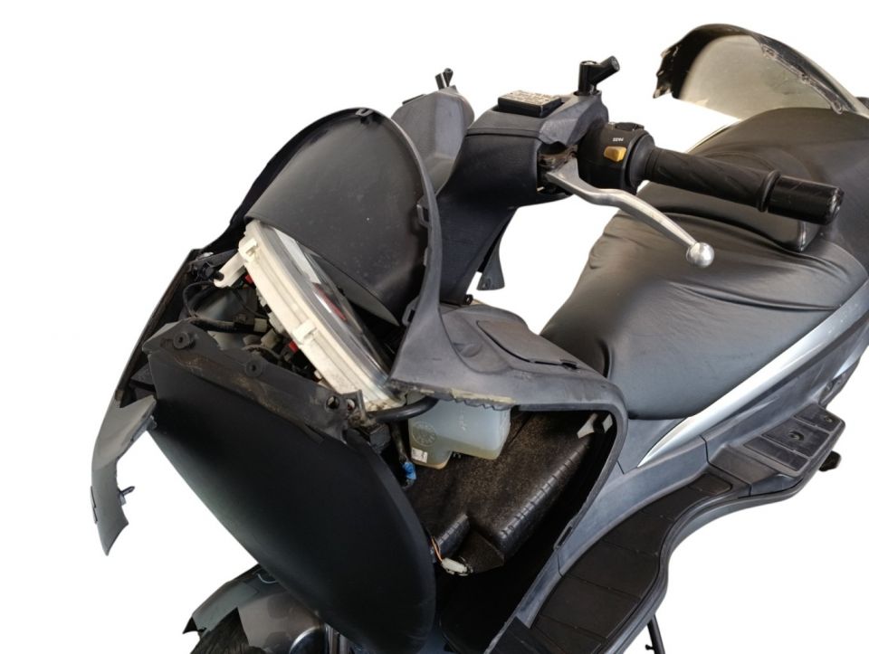 SUZUKI BURGMAN 125 4