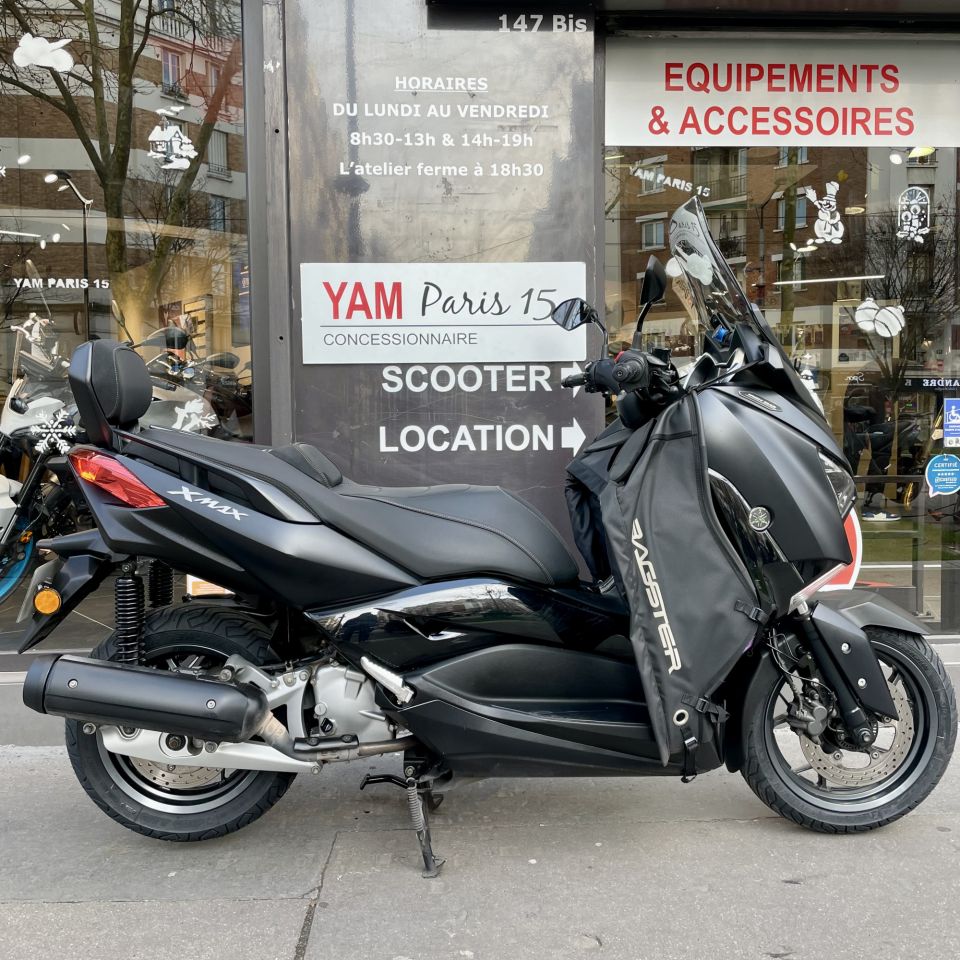 YAMAHA XMAX 125 4