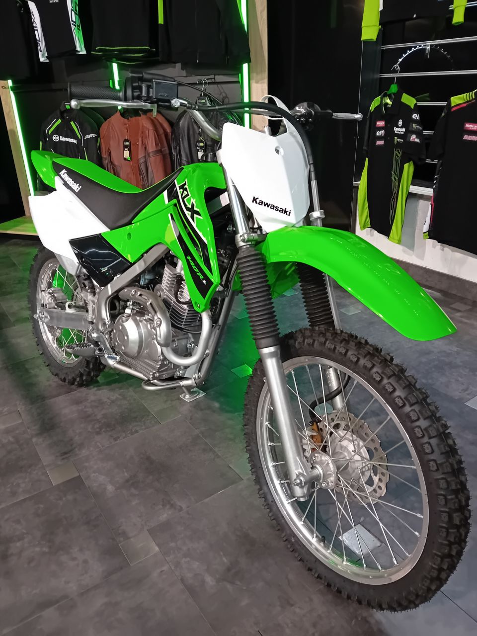 KAWASAKI KLX 140 R 4