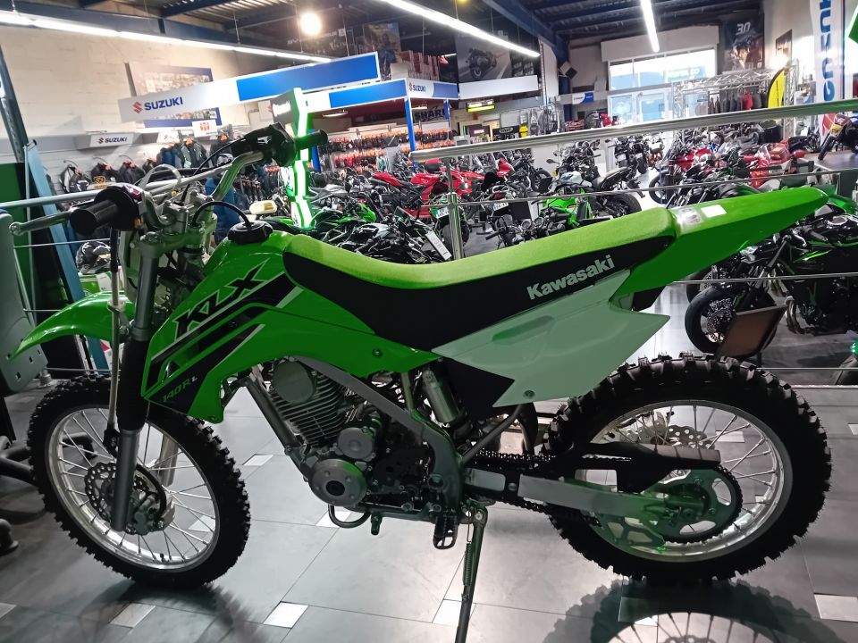 KAWASAKI KLX 140 R 4