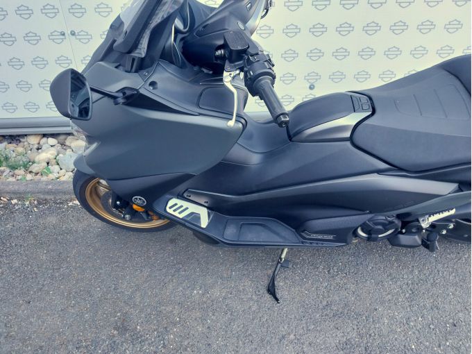 YAMAHA XP T-MAX 560 TECH MAX 4