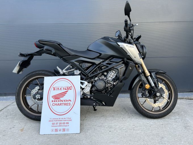 HONDA CB 125 R 4