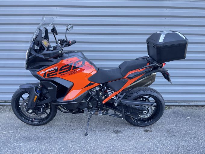 KTM 1290 SUPER ADVENTURE S 4