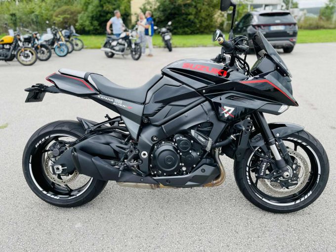 SUZUKI KATANA 1000 4