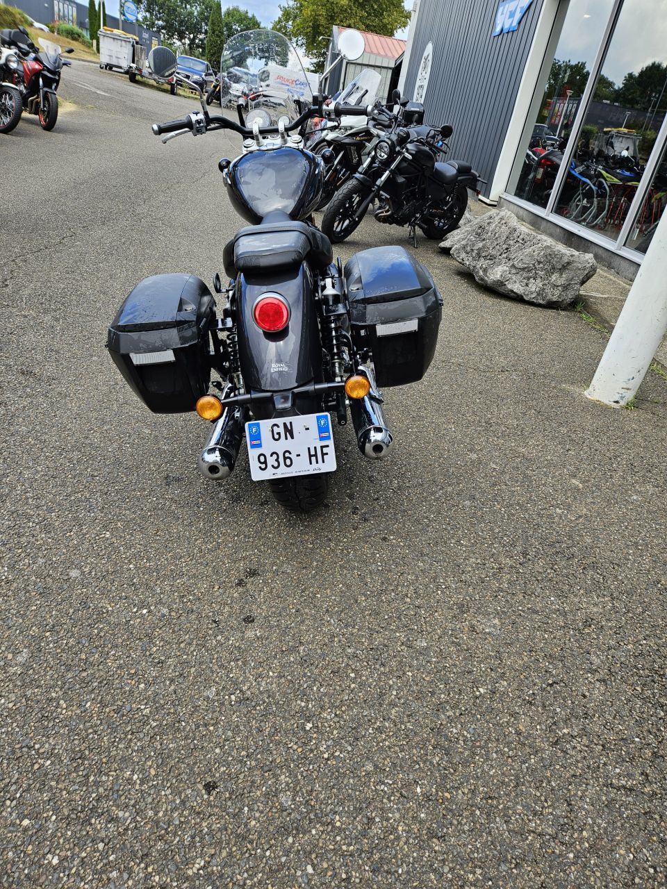 ROYAL ENFIELD SUPER METEOR 650 4