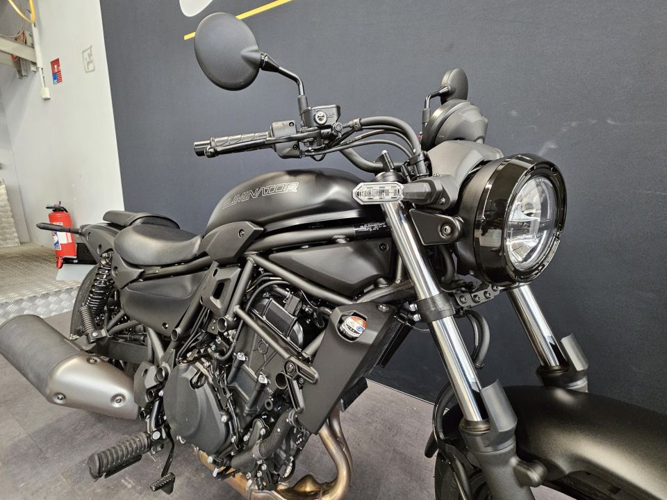 KAWASAKI ELIMINATOR 600 4