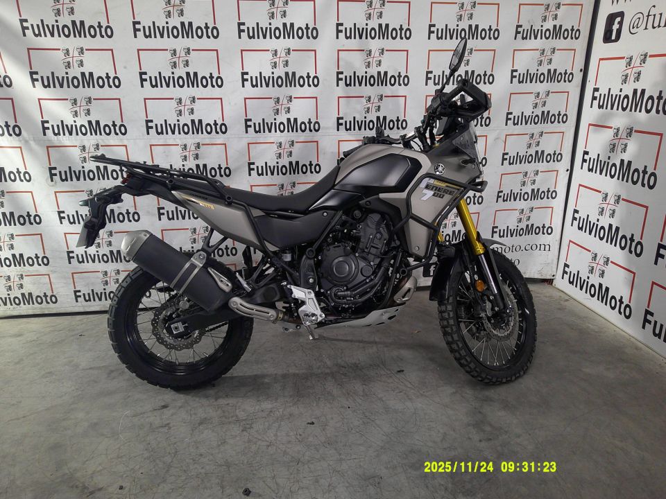 YAMAHA XTZ TENERE 700 4